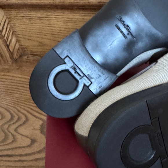 NIB Salvatore Ferragamo Faggio 4 Men's Brown and Linen Loafers - Picture 8 of 10